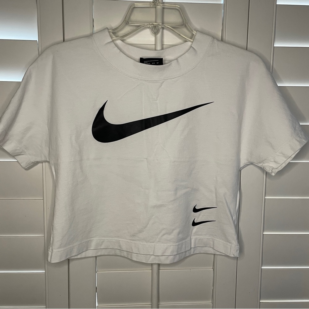 Nike Women’s Crop Top, Color White, Size XS